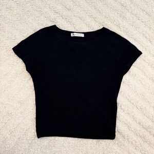 Like New! Women’s Zara Black cap Sleeve Crop Top - Size Small